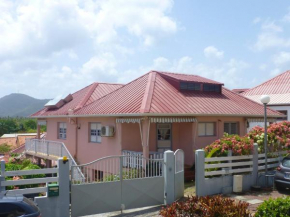 Appartement charmant à Sainte-Anne - Terrasse et Jardin